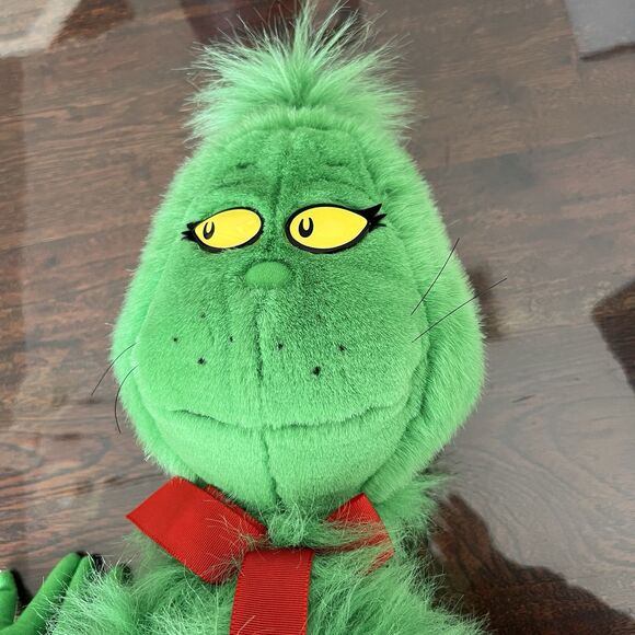 DR SEUSS "HOW THE GRINCH STOLE CHRISTMAS" 28" PLUSH DOLL MACY'S 97' - Picture 2 of 5